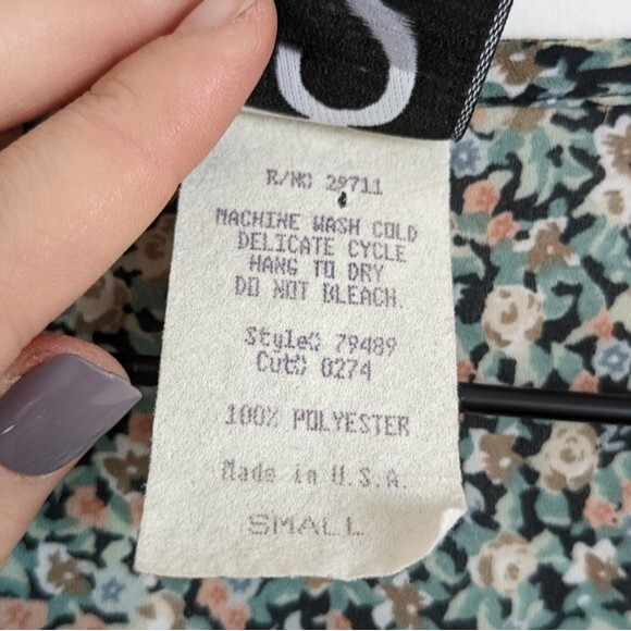 Vintage Ditzy Floral Y2K Button Down Tie Knit Crop Top Shirt - Picture 8 of 8